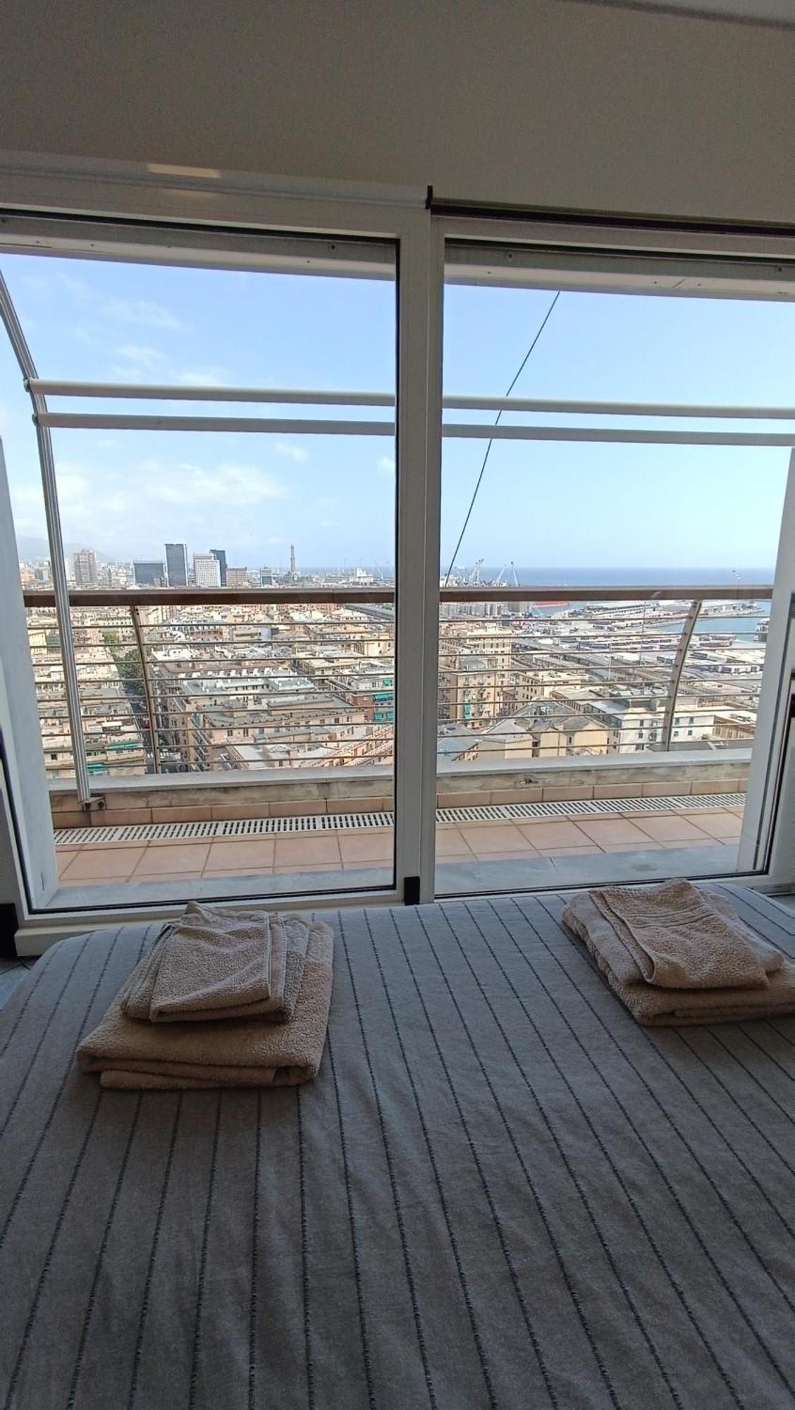 Апартаменти Attico Con Vista Su Genova Екстер'єр фото